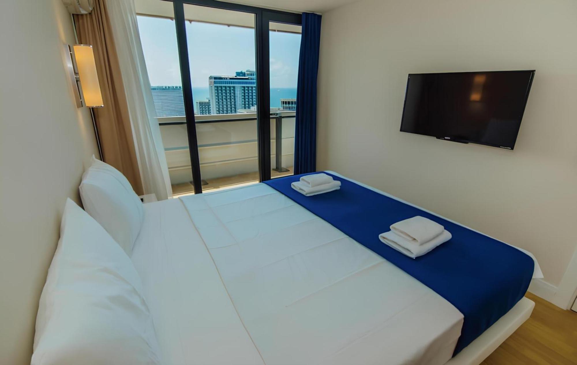 Panorama Seaview Batumi Lux Orbi City Exterior foto
